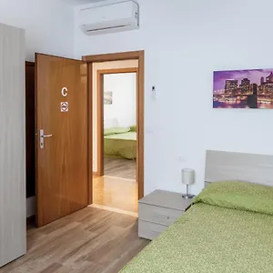 Apartament Le Barche, Mestre