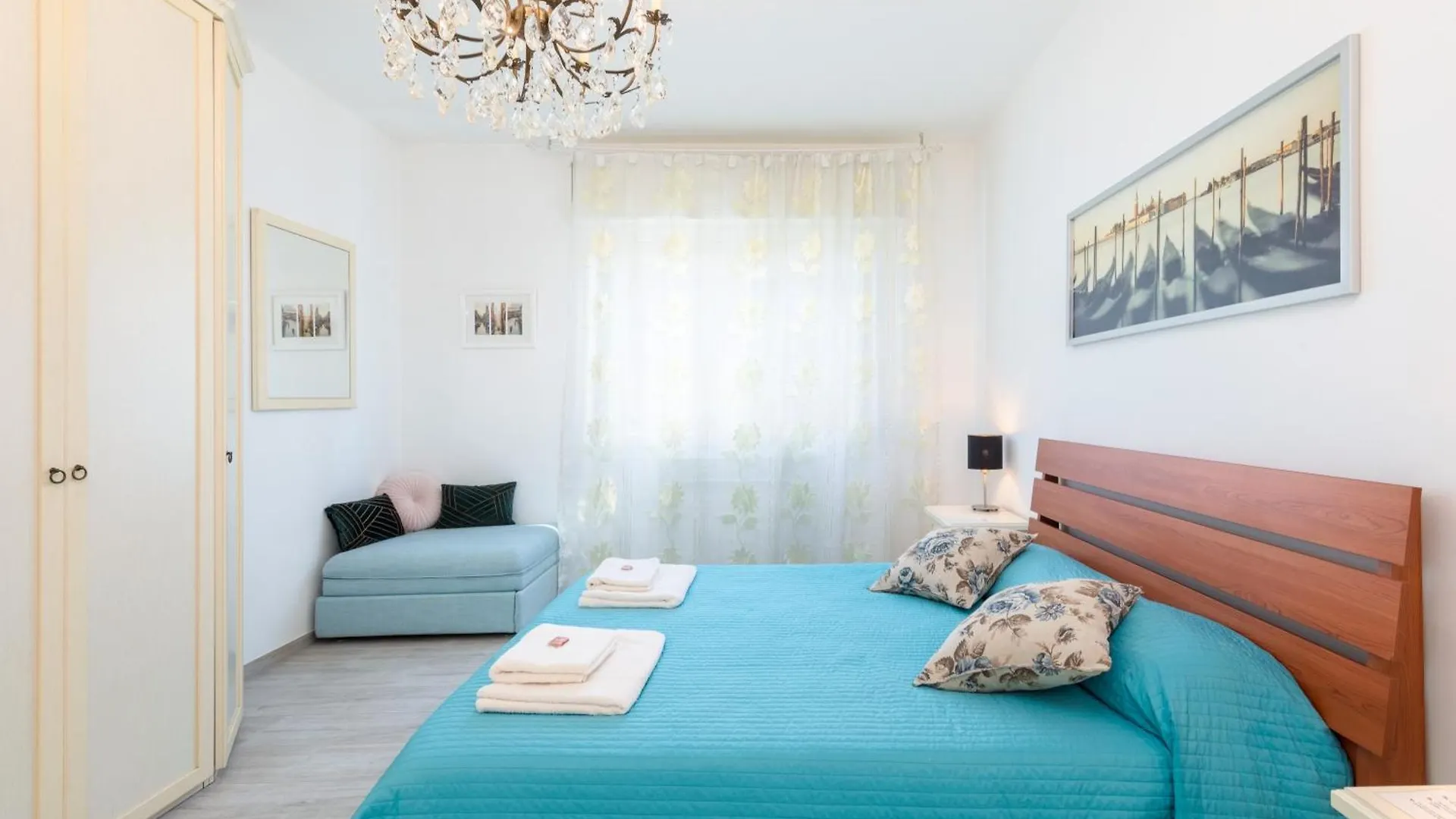 Casa Serenissima - With Free Parking Mestre 0*,  Italia